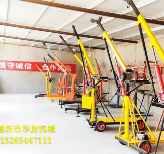 點(diǎn)擊查看詳細(xì)信息<br>標(biāo)題：裝車卸貨用小吊機(jī) 閱讀次數(shù)：2425